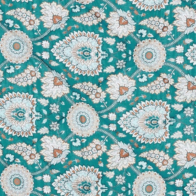 Royale Printed Reversible Double Quilt - Image 3